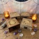 Caja Cuadrada de Madera Artesana con Símbolos Espirituales